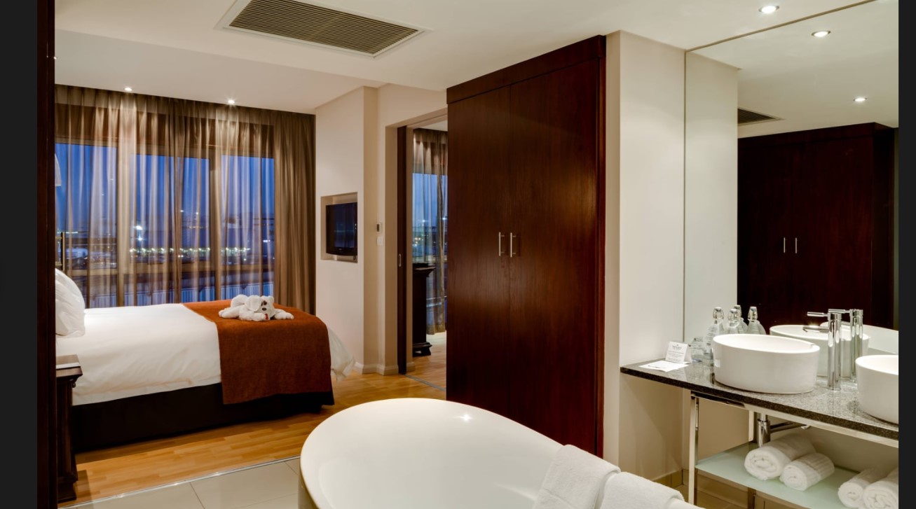 Protea Hotel by Marriott O. R. Tambo Airport thumbnail 3